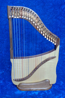 22-Travel Harp