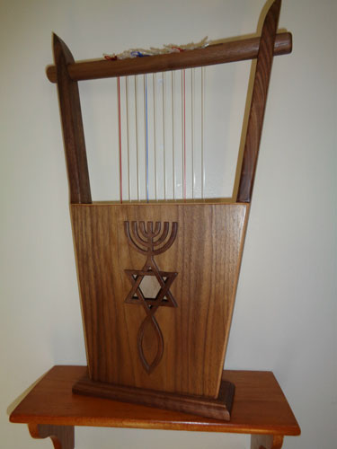 Messianic symbol on a 10-string Kinnor