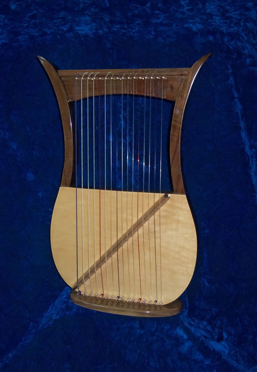 16-string Davidic harp front
